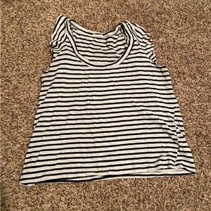 Talulah boutique tank. Size L